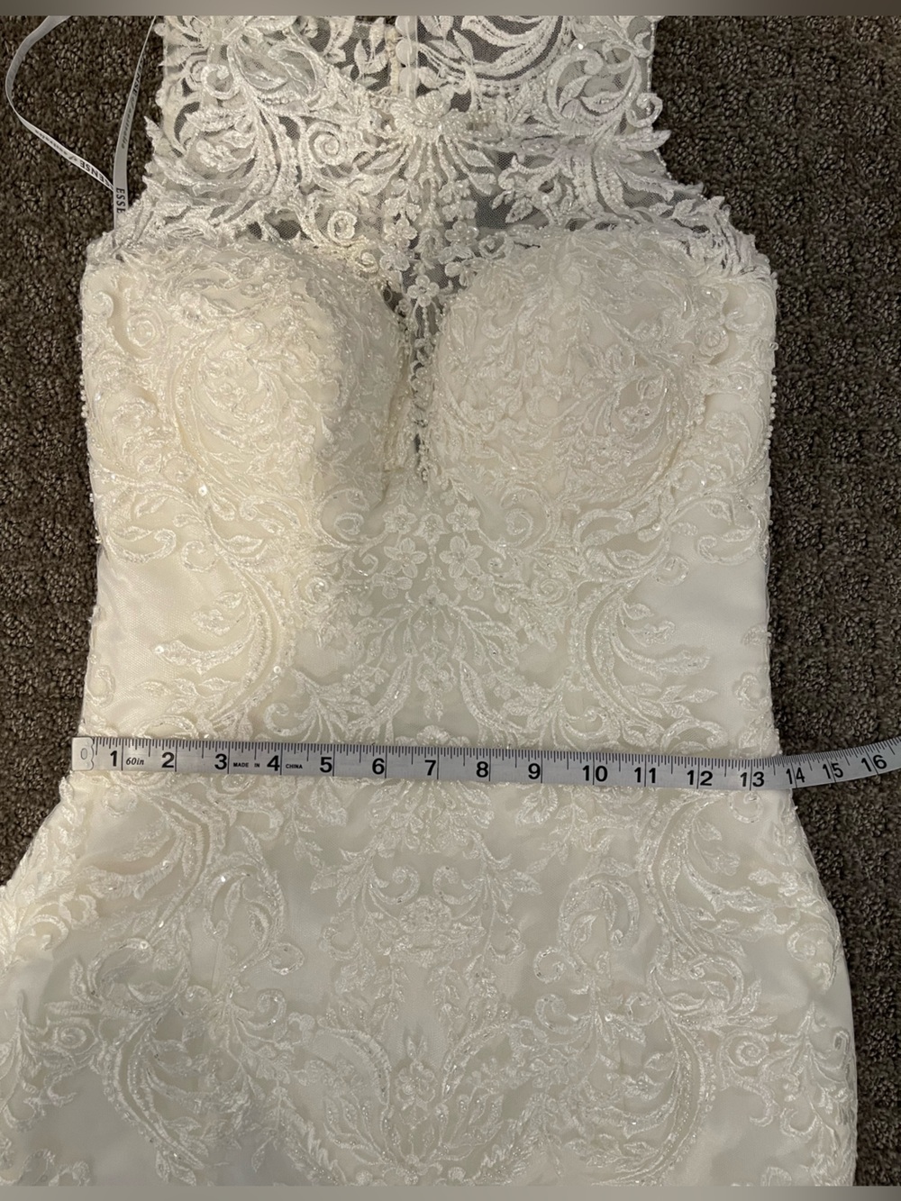 Wedding dress! Brand new Kenneth Winston wedding dress! It’s a size 8 in ivory! - Picture 6 of 16